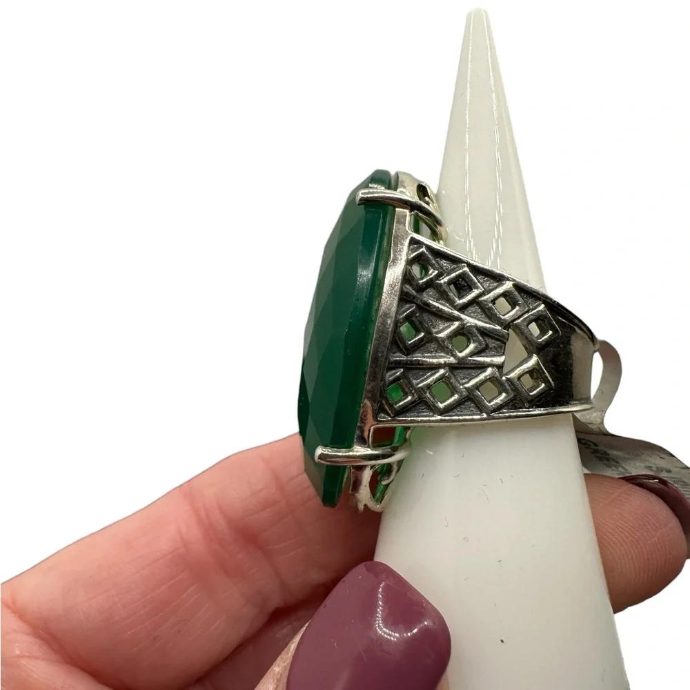 Statement ring Rare green onyx sz 6 NWT - Picture 2 of 5